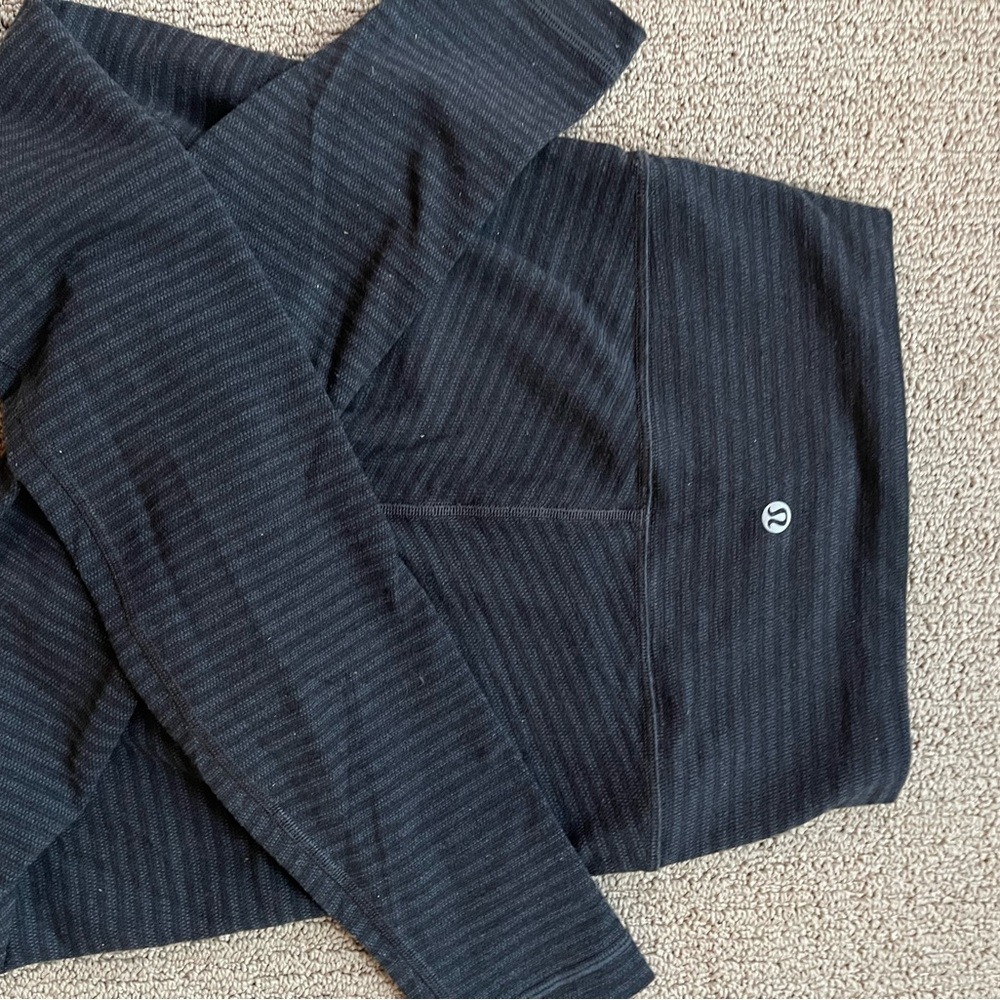 Lululemon Knit Stripe Leggings - Picture 3 of 5